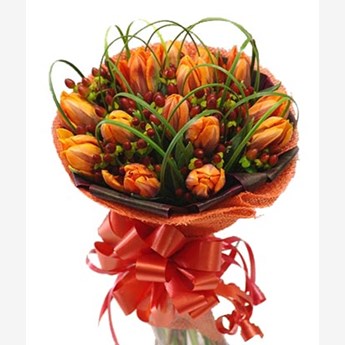 12 Gorgeous Orange Tulips