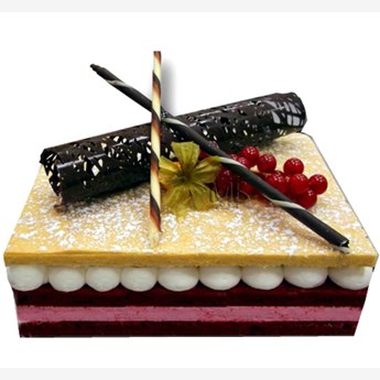 1kg Red Velvet Square Cake