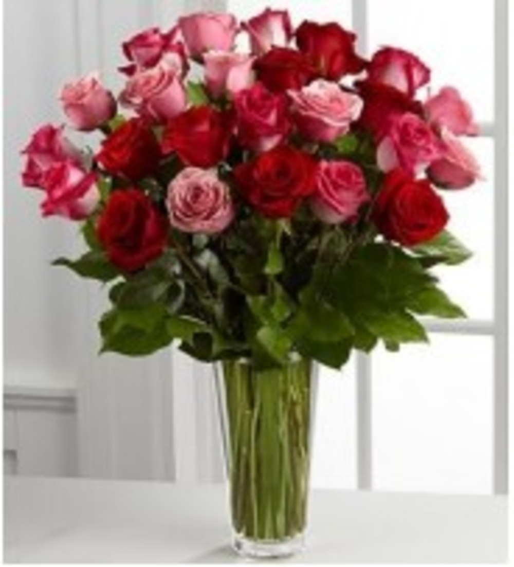 30 Mixed Roses Flower Vase