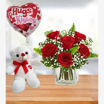 Valentine Gift Qatar / Valentines Day Movie Night Gift Basket Includes
