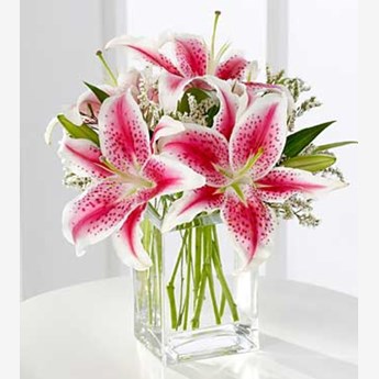Charming 4 Pink Lilies Vase