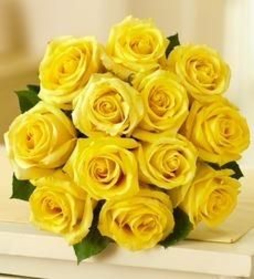 12 Yellow Roses Bouquet Arrangement