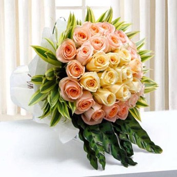 Mixed Roses Flower Arrangement