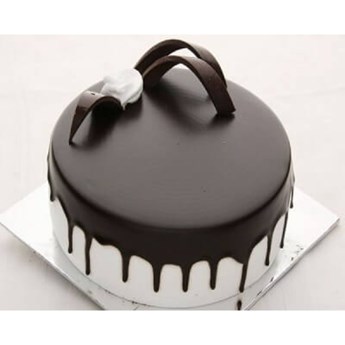 Royal Truffle Chocolate Cake