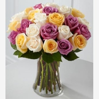Mixed Surprise Rose Flowers Vase